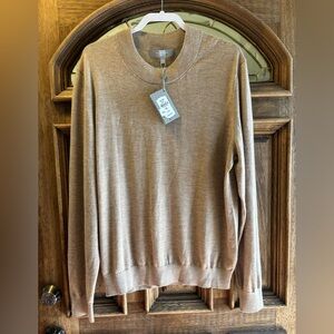 Neiman Marcus Men's Beige Crewneck Cashmere Sweater